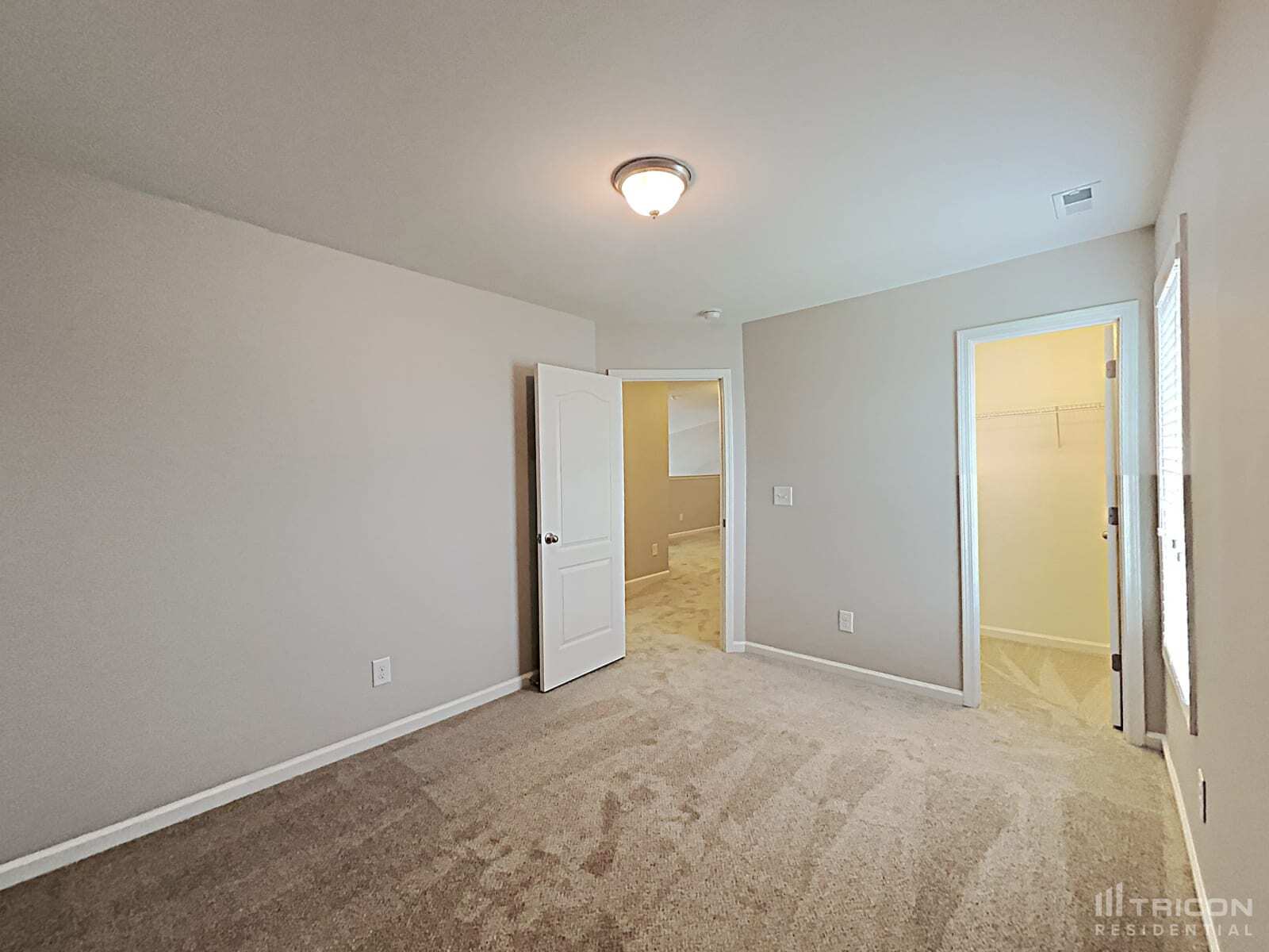 Building Photo - 87 Summerseat Way