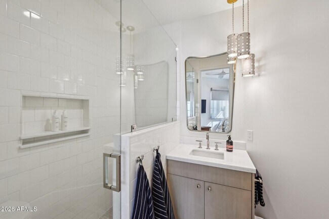 Building Photo - 9899 N 79th Way