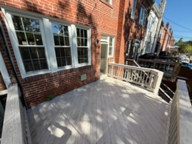 Building Photo - UPDATED 4/BR in Glover Park!