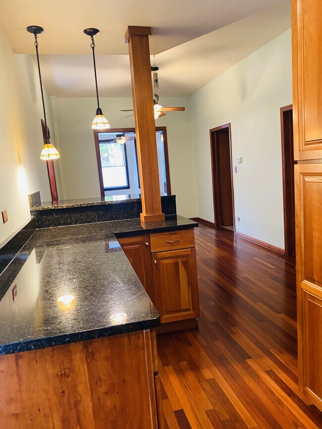 Building Photo - 4419 S Wallace St