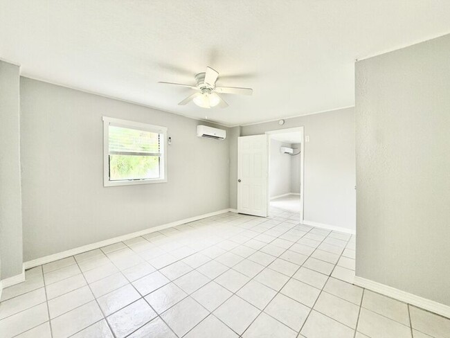 Building Photo - 15613 Gulf Blvd