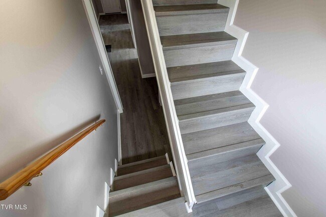 Building Photo - 1129 Cherry St