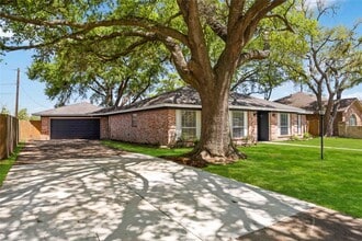 Building Photo - 12418 A Bar Dr