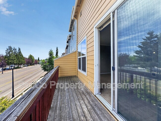 Building Photo - 20715 NW Painted Mountain Dr