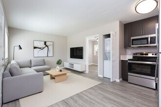 Building Photo - 1 bed 1 bath in El Cajon