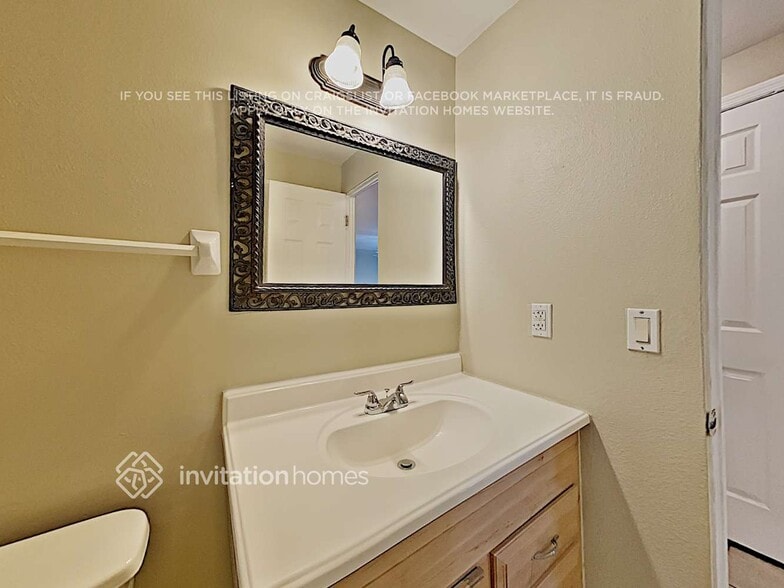 Building Photo - 3581 Lalani Blvd