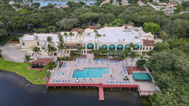 Building Photo - 9481 Evergreen Pl