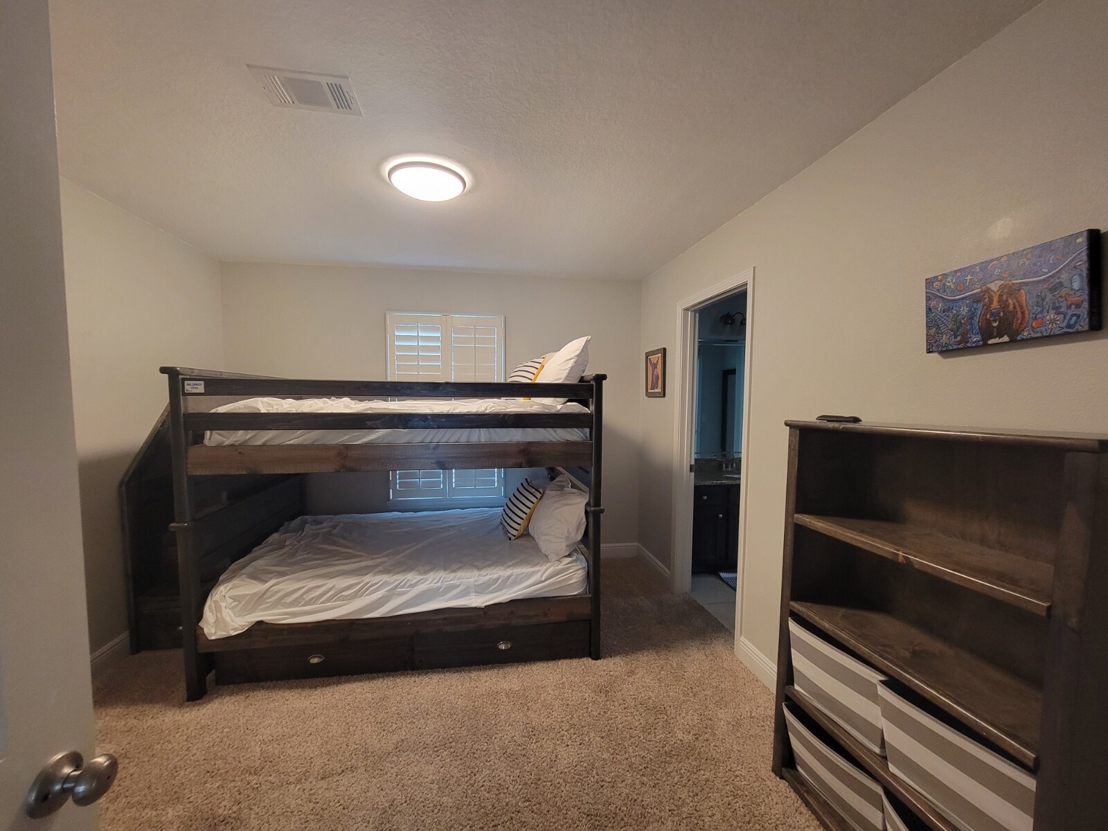 Building Photo - 129 Grayling Way