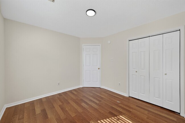 Building Photo - 8302 Cliffshire Ct