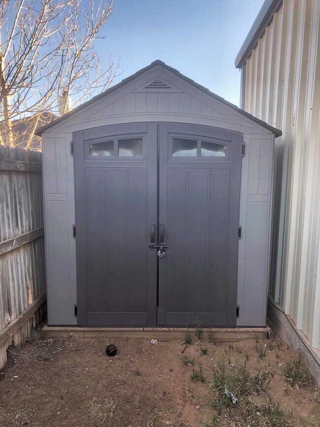 Building Photo - 619 Cabrillo Dr