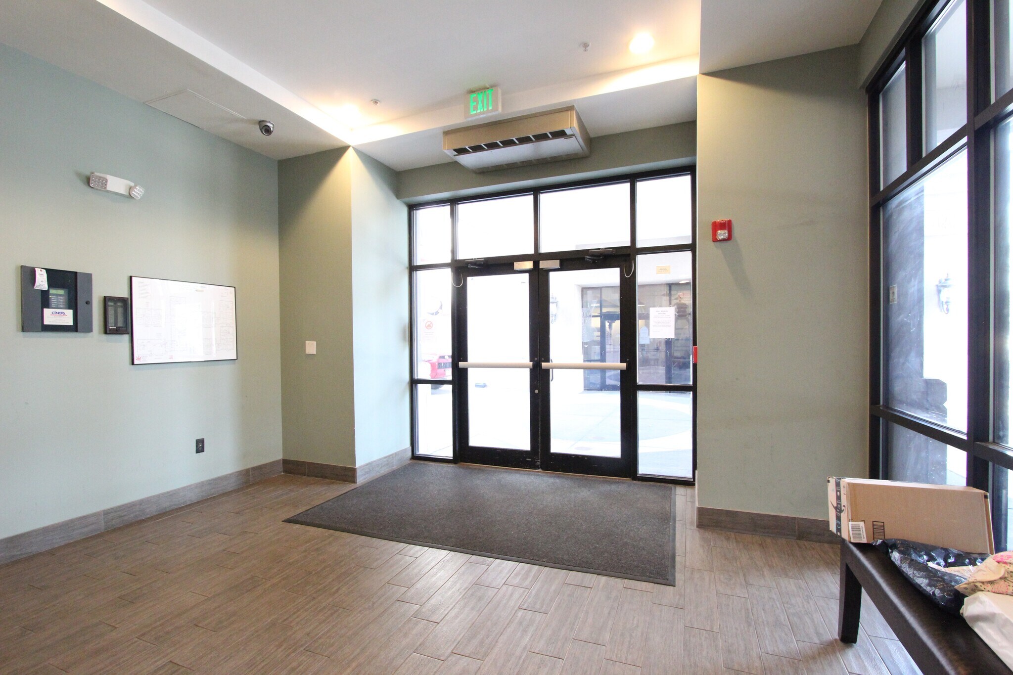 Building Photo - 277 N Broadway