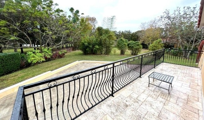 Building Photo - 9561 Lavill Ln