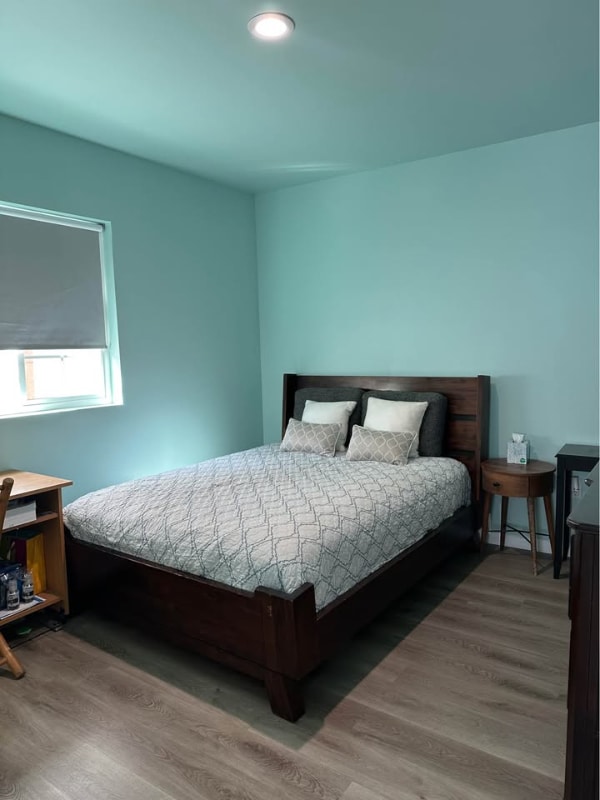 Building Photo - 303 E Park Ave