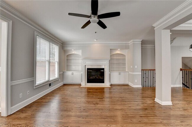 Building Photo - 486 Vinings Estates Dr SE