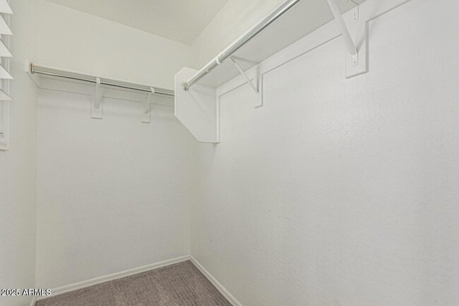 Building Photo - 10827 W Bronco Trail