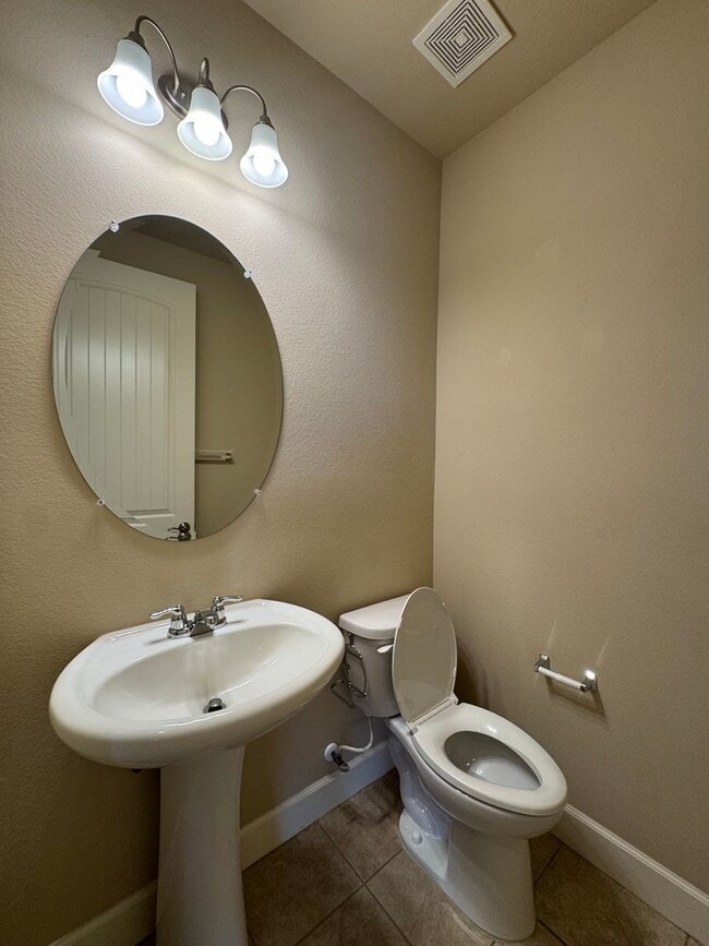 Building Photo - Apple Valley 55 + Senior Resort Living Com...