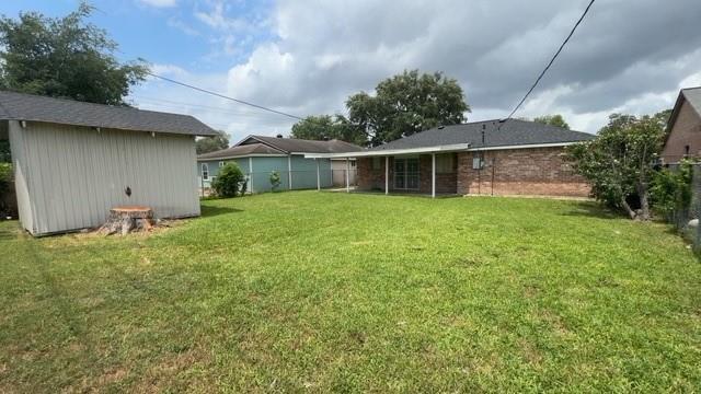Building Photo - 11515 Evesborough Dr