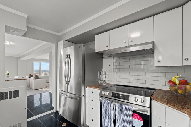 Building Photo - 1200 Boylston Ave