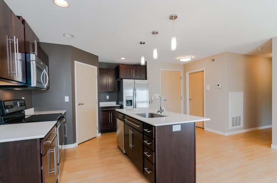 Agassiz Apartments 3900 S 11th St Grand Forks ND 58201 Apartment Finder