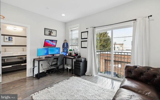 Building Photo - 2813 Tilton St