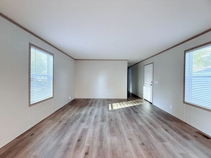 Building Photo - 29680 Jamestown Dr