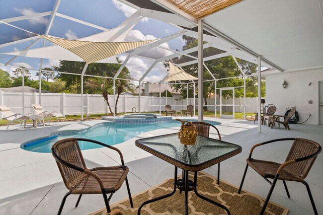 Building Photo - 67 Kashmir Trail