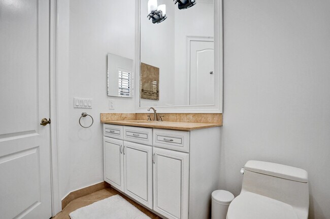 Building Photo - 9210 Equus Cir