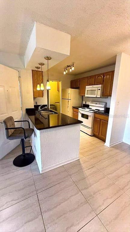 Building Photo - 5601 Rosebriar Way