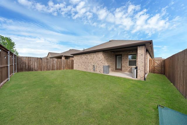 Building Photo - 2117 Ocelot St