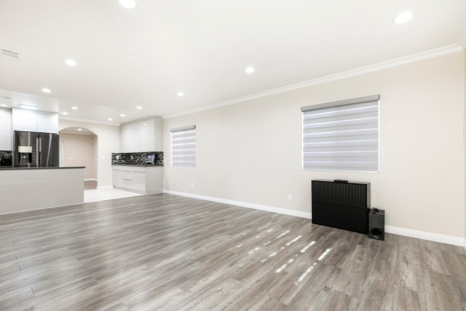 Building Photo - 8215 Saint Clair Ave