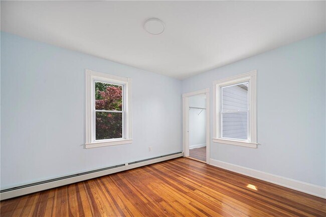 Building Photo - 87 Lyman Ave