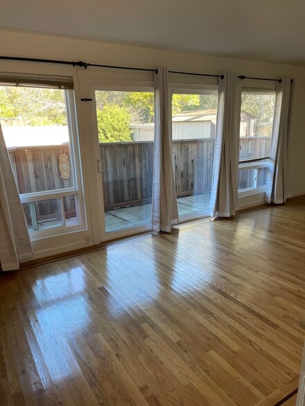 Building Photo - 1222 Sir Francis Drake Blvd