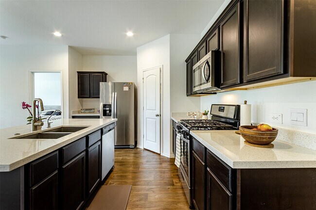 Building Photo - 5134 Jasmine Dawn Dr