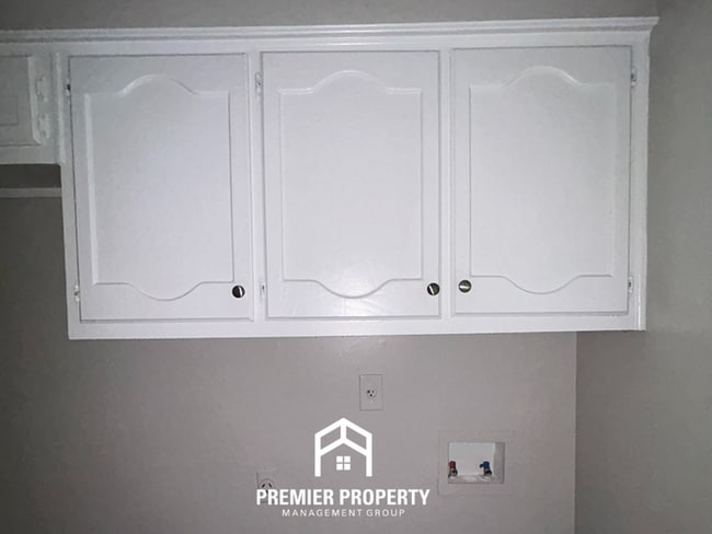 Building Photo - 4061 Keynon Dr