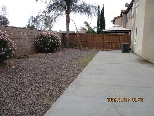 Building Photo - 35736 Emily Ave