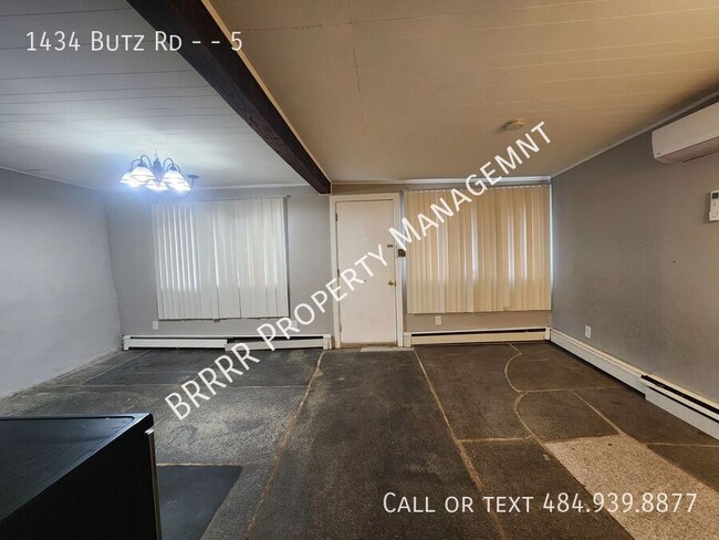 Building Photo - Cozy and affordable 1st floor 1 bedroom ap...