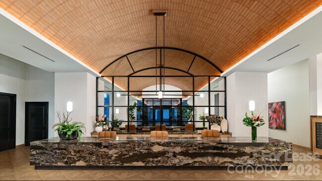 Building Photo - 124 E Kingston Ave