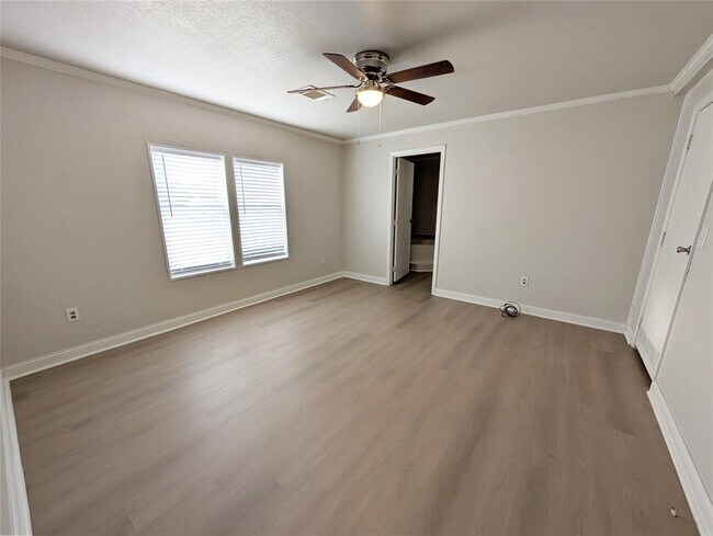 Building Photo - 12325 Spring Meadows Rd