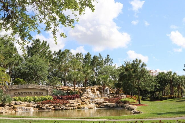 Building Photo - 11351 Majestic Acres Terrace