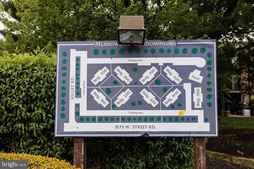 Building Photo - 1575 W Street Rd