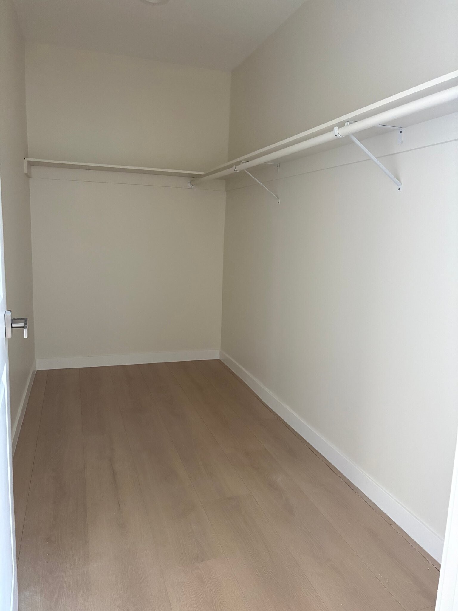 Building Photo - 11911 Stagg St