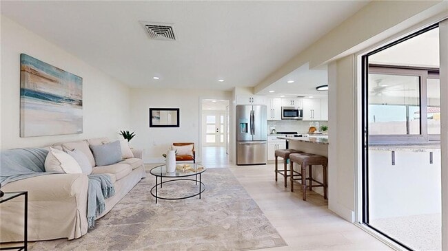 Building Photo - 6380 3rd Palm Point