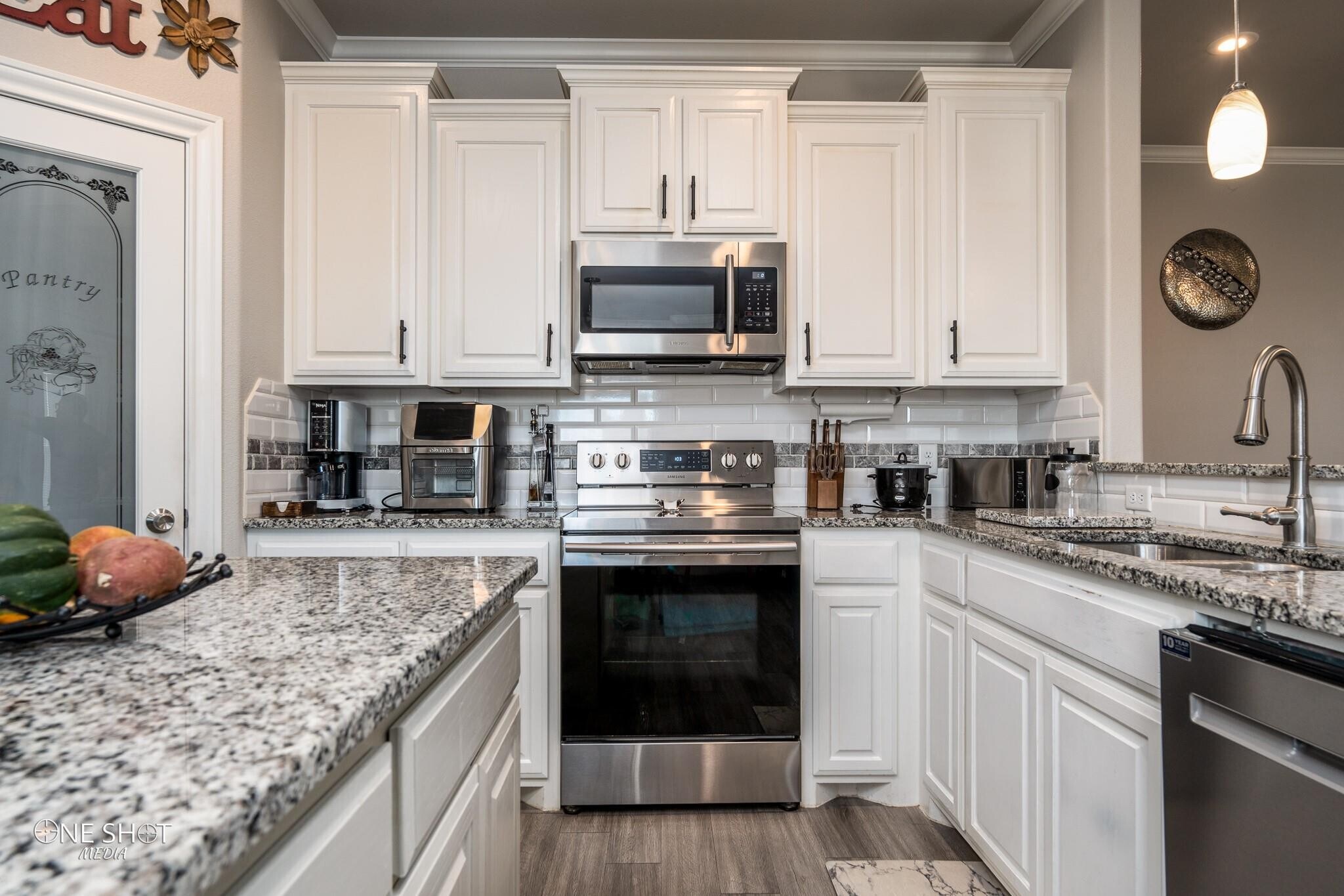 Building Photo - 3018 Oakley