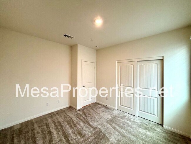 Building Photo - 12594 Ava Loma St