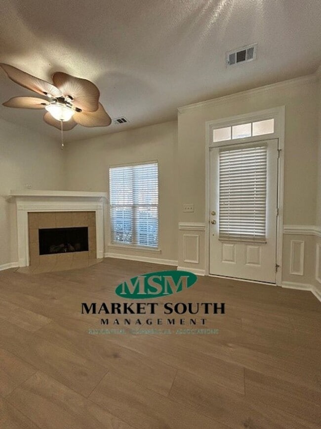 Building Photo - GEORGETOWN - KING GEORGE BOULEVARD