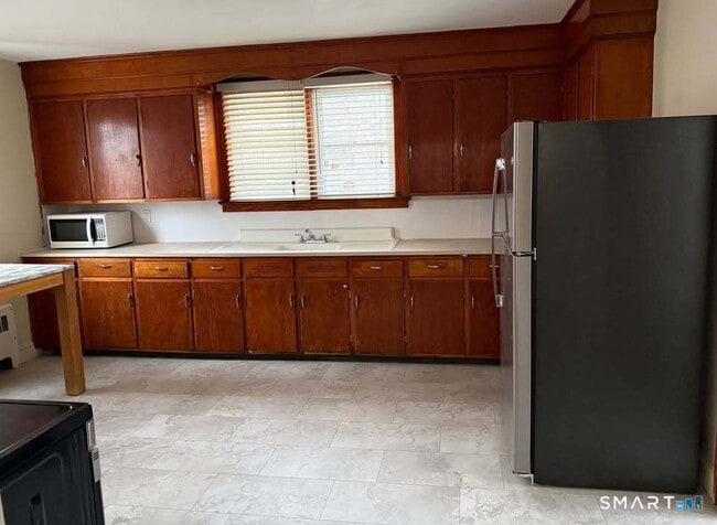 Building Photo - 9 Jennings St