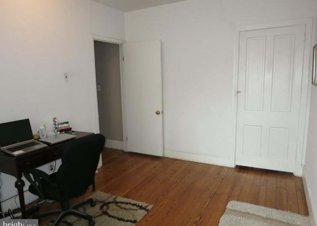 Building Photo - 204 East St