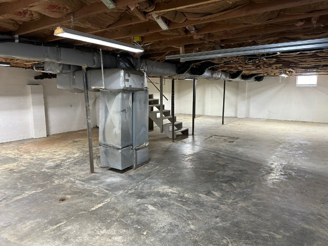 Building Photo - 31126 Old Stage Rd