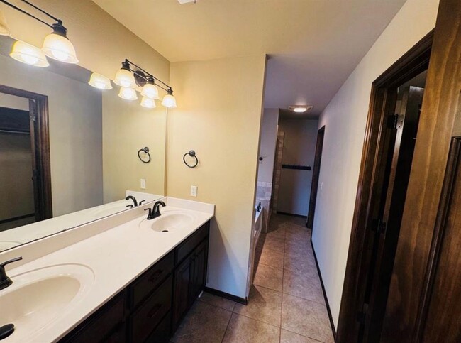 Building Photo - 2400 NW 151st St