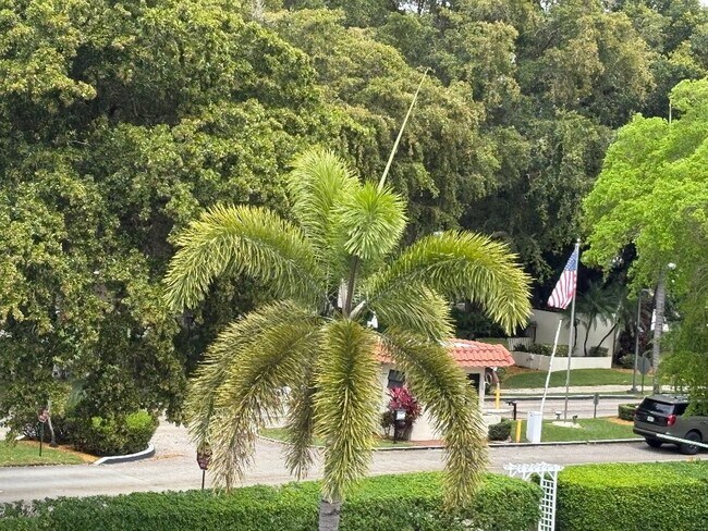 Building Photo - 8900 Washington St